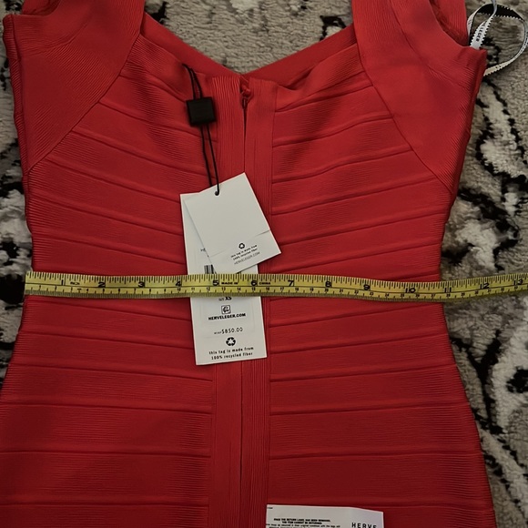 Herve Leger red bandage dress with bottom ruffle midi lendth XS sweetheart neck - Picture 8 of 10